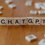 chatbot AI cu tematică de Ziua Îndrăgostiților, tehnologie și romantism, inteligență artificială în context emoțional