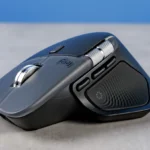 Mouse wireless Logitech MX Master 4, design ergonomic, negru, pentru productivitate și confort în utilizare.