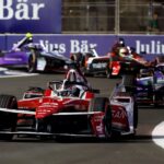 Max Verstappen la un eveniment de motorsport în 2026, discutând despre complexitatea competițiilor de Formula E.