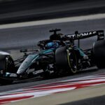 Monoposturi de Formula 1 pe circuitul din Bahrain în prima zi a testelor finale din 2026.