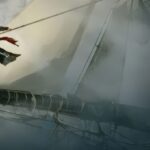 Imagine promoțională pentru Assassin’s Creed Black Flag Resynced, prezentând personajul Edward Kenway pe o navă piraterească, cu logo-ul jocului și textul oficial.